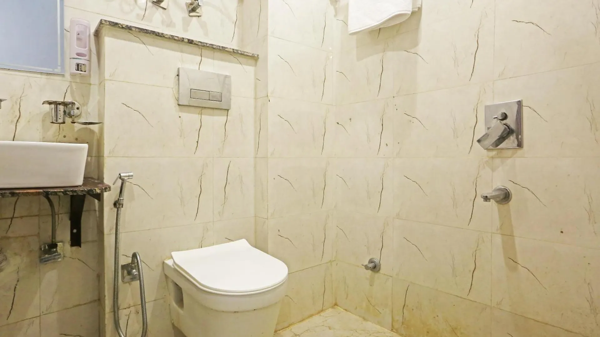 ניו דלהי Hotel Ecg Grand Inn-Near Delhi Airport