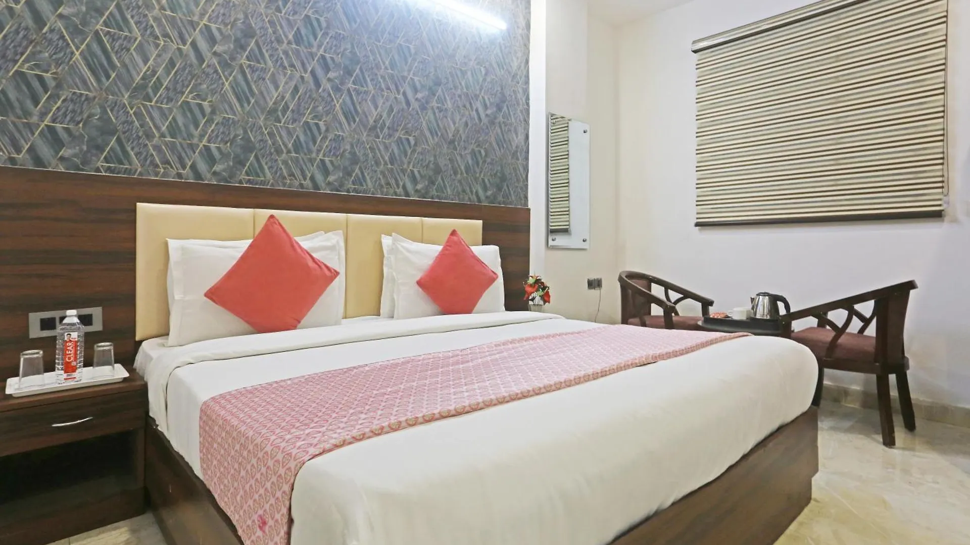 ניו דלהי Hotel Ecg Grand Inn-Near Delhi Airport 0*, ניו דלהי