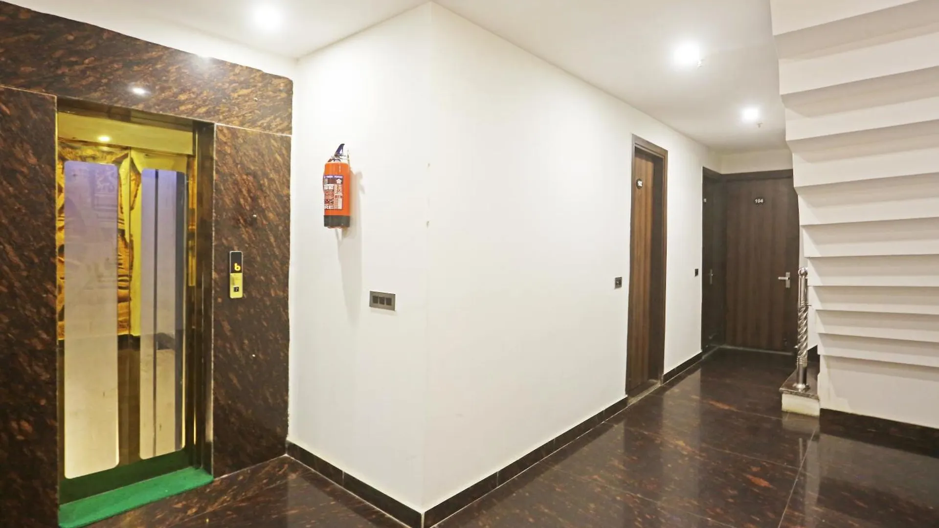 Hotel Ecg Grand Inn-Near Delhi Airport New Delhi