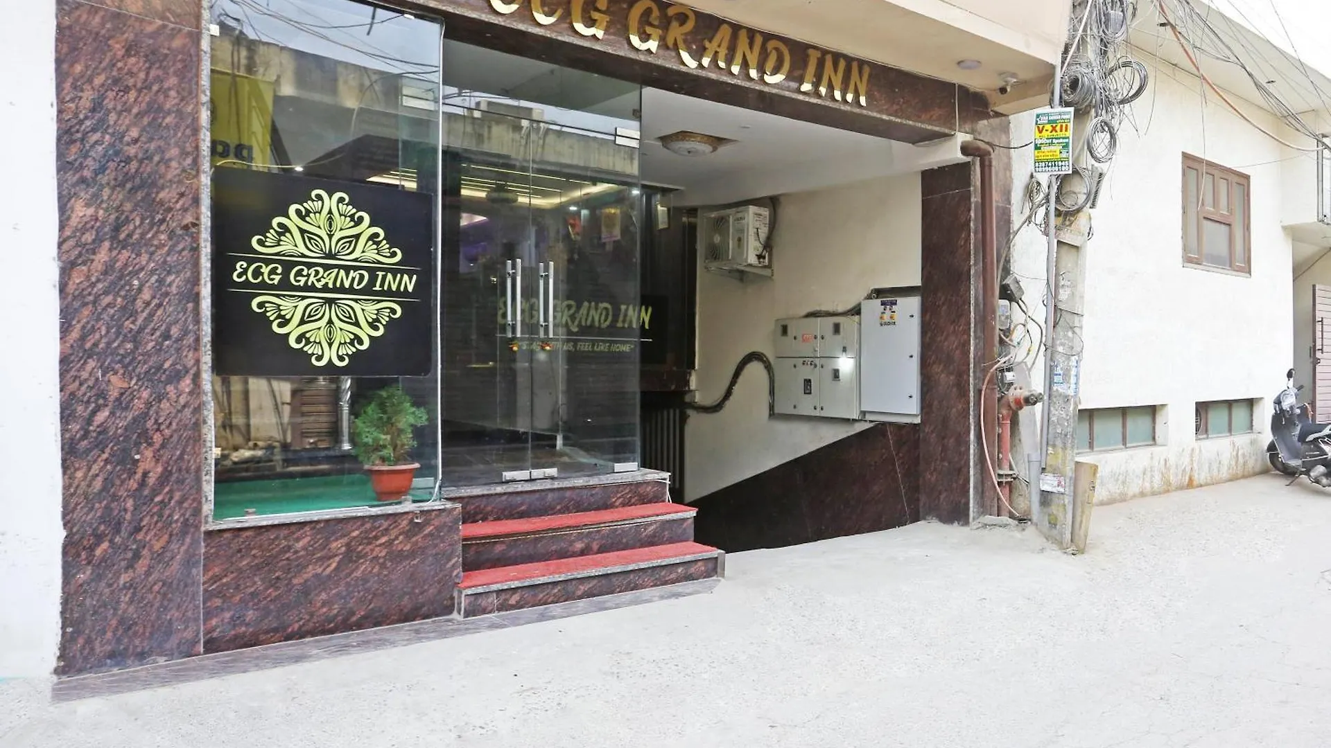 Hotel Ecg Grand Inn-Near Delhi Airport New Delhi