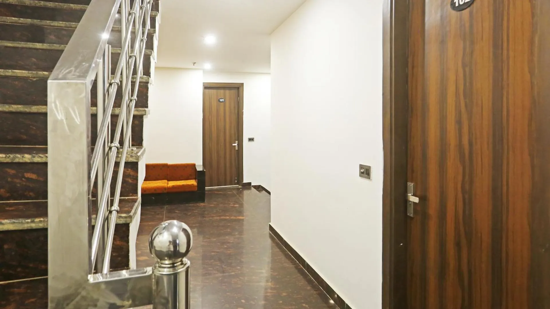 Hotel Ecg Grand Inn-Near Delhi Airport New Delhi