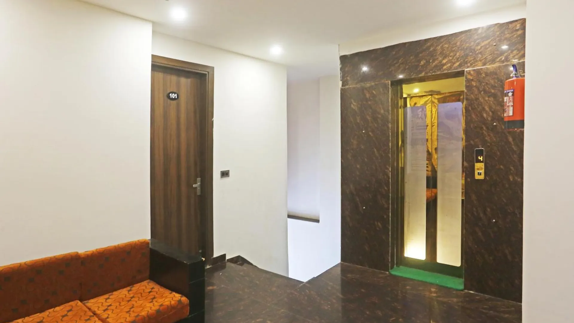 Hotel Ecg Grand Inn-Near Delhi Airport New Delhi